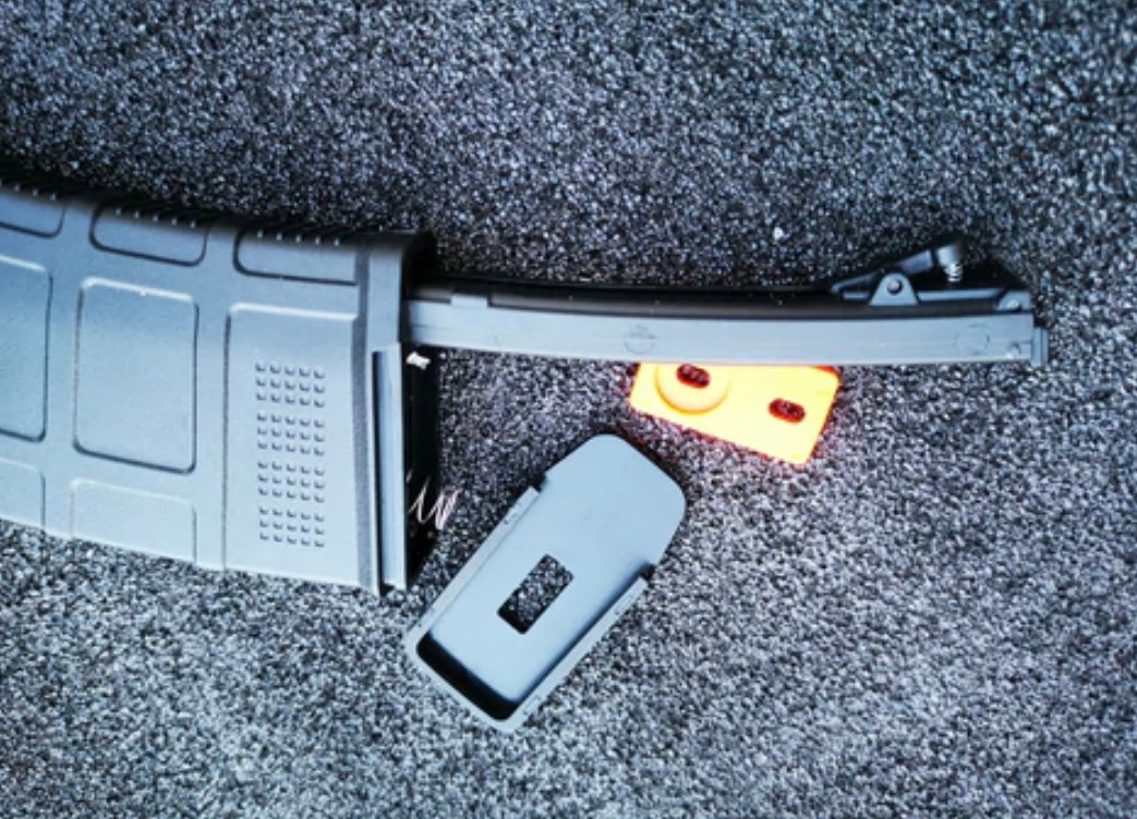 Well AK74U Green Gas POWERED Magazine - Gel Blaster Magazines